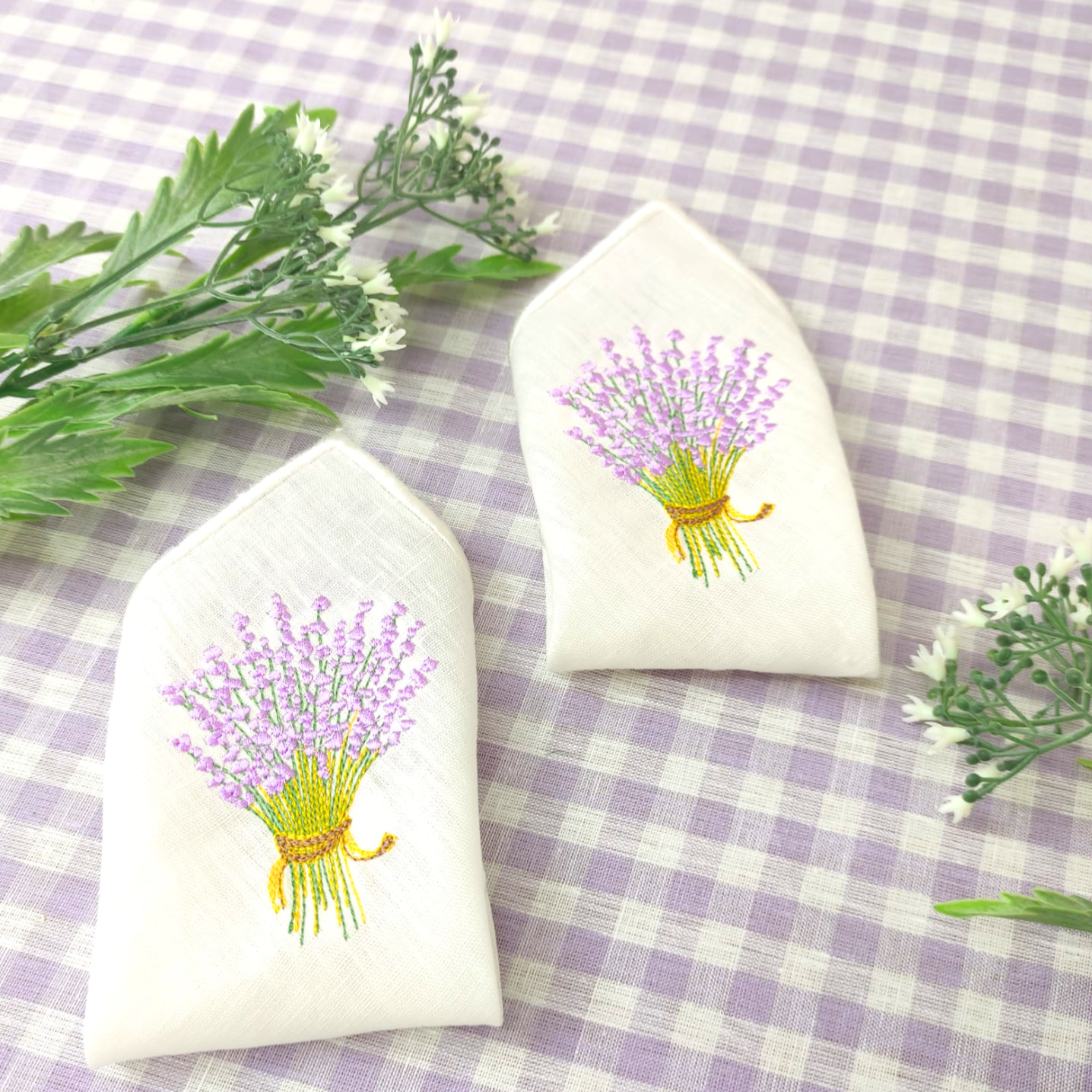 Guardanapo de Cocktail Bordado Lavanda Linho COL