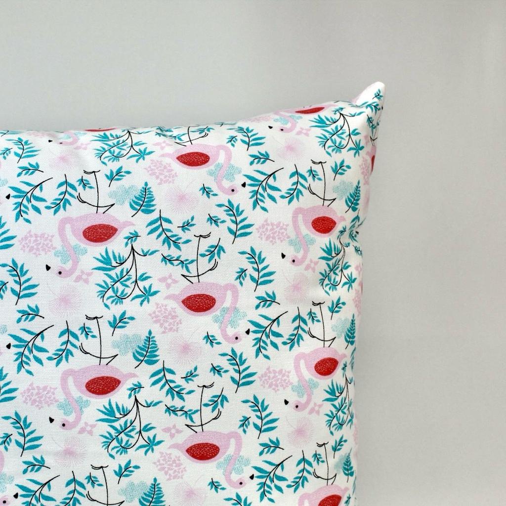 Capa Decorativa Flamingo