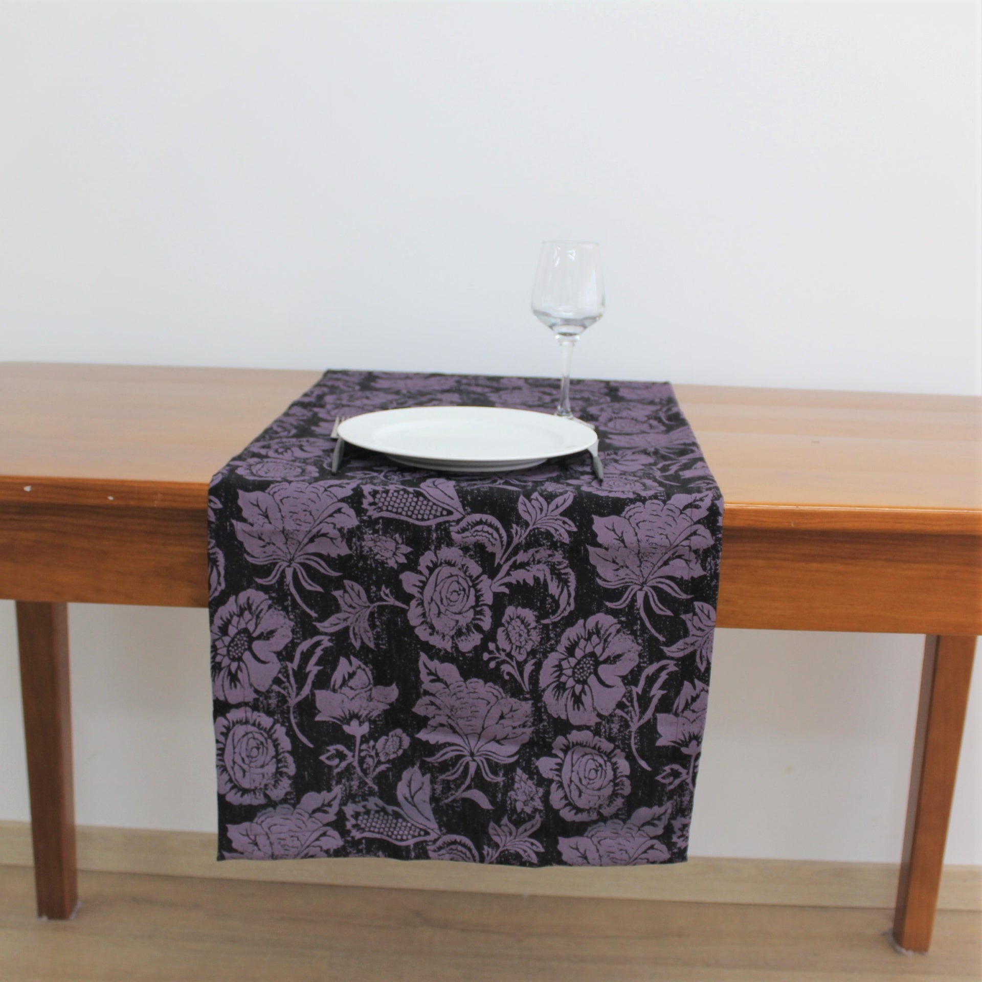 Caminho de Mesa Luxury BI