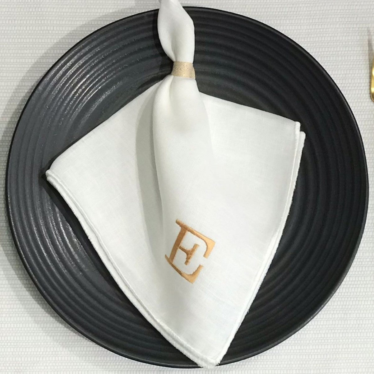 Guardanapo Letra Bordada Linho