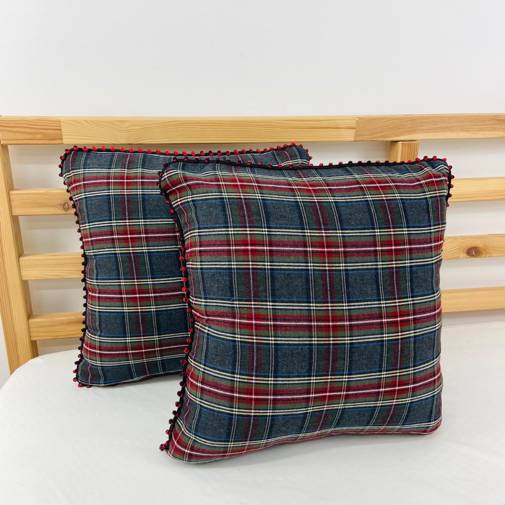 Capa Xadrez Pompom