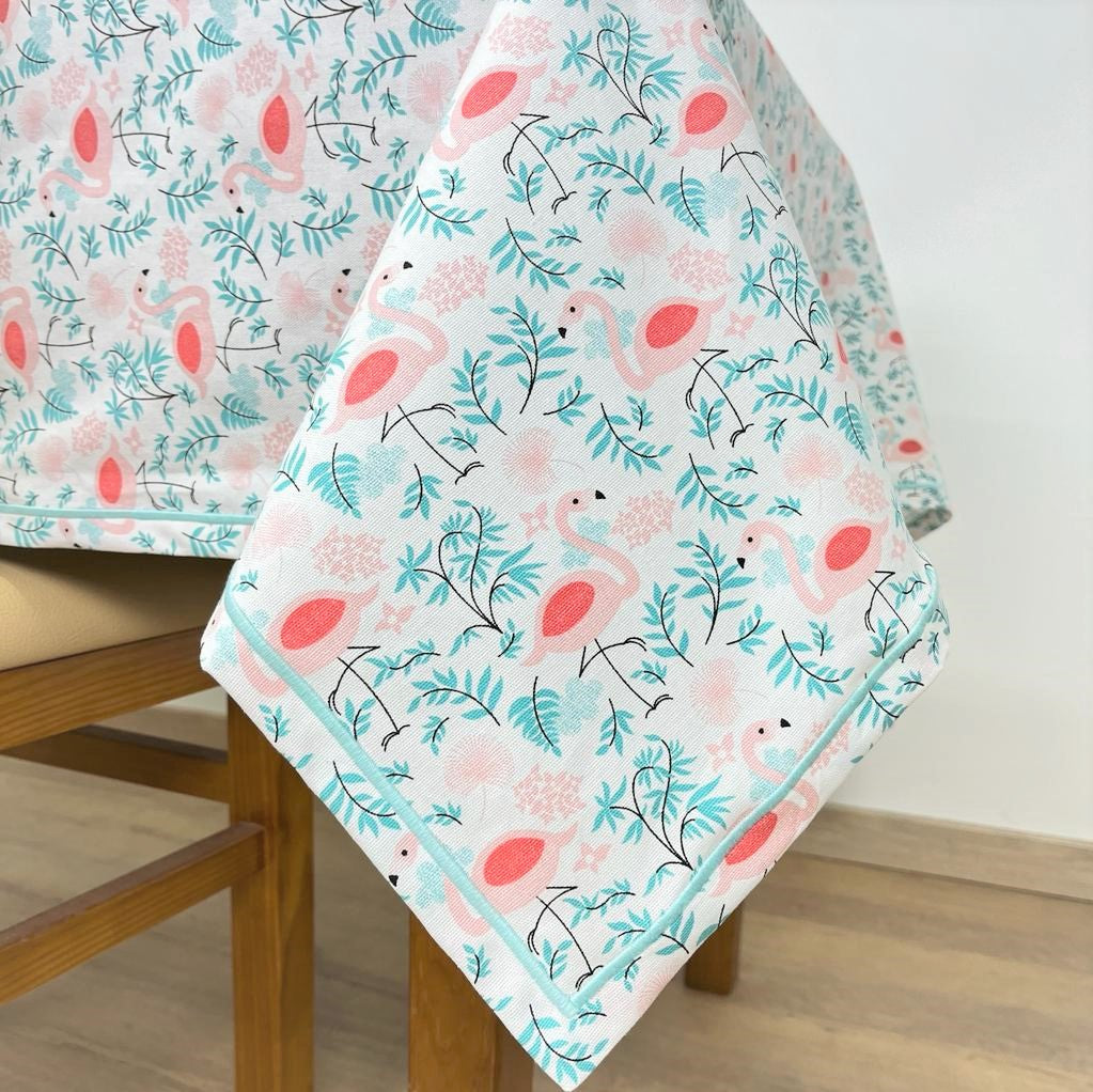 Toalha de Mesa Flamingo com Rolinho