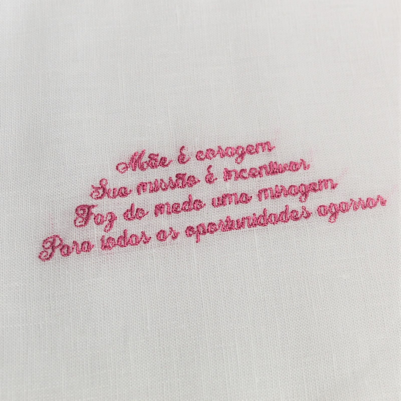 Guardanapo Bordado Mãe é Coragem Linho COL