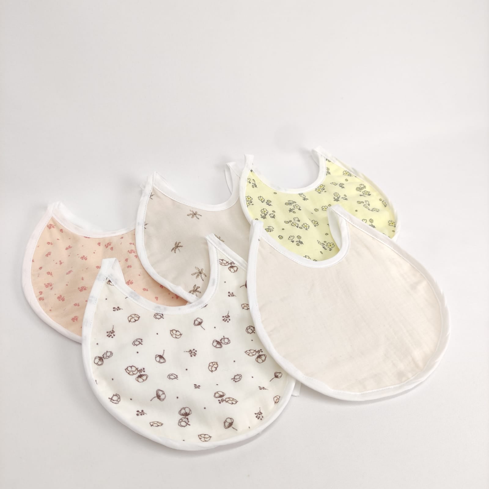 Babete Bebé Redonda Musselina