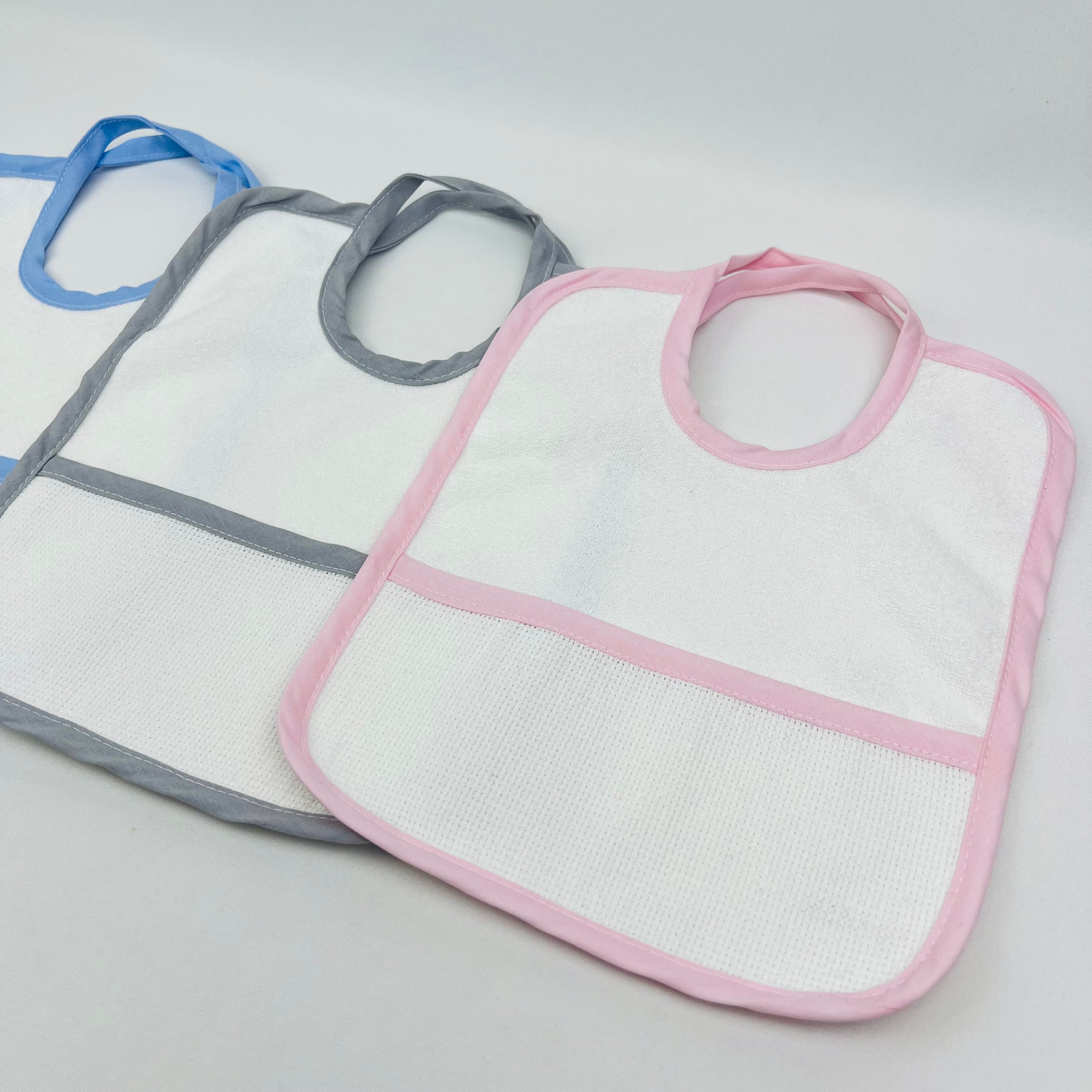 Babete Bebé Quadrada com Plástico