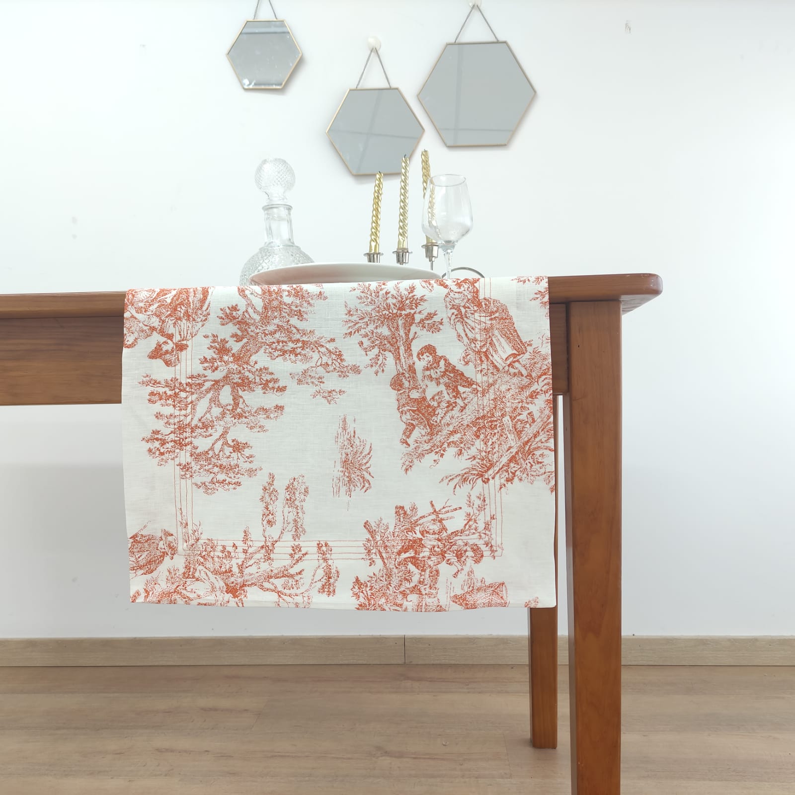 Caminho de Mesa Linho Toile de Jouy Terracota Four Line