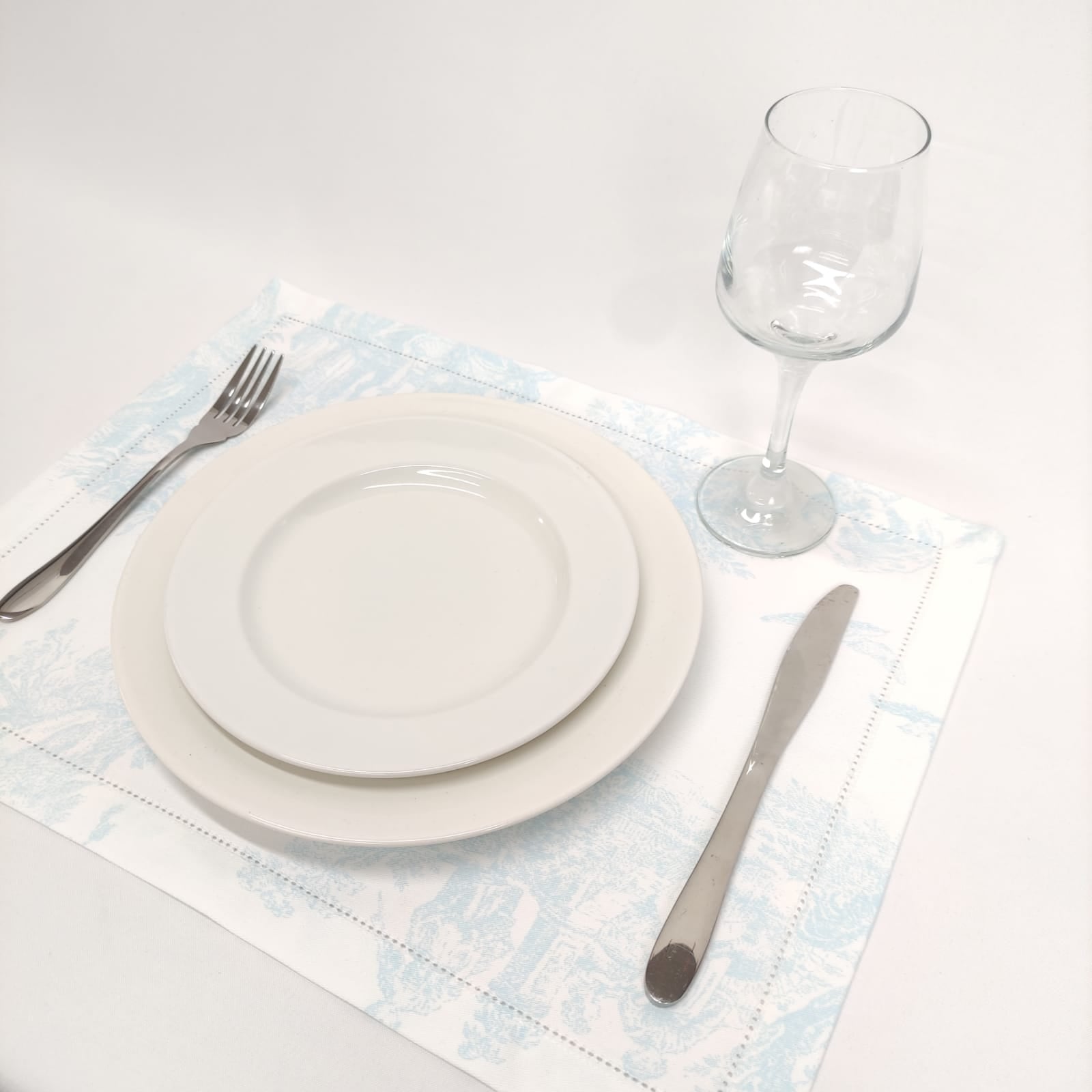 Individual Linho Toile de Jouy Blue Baby Ponto Aberto