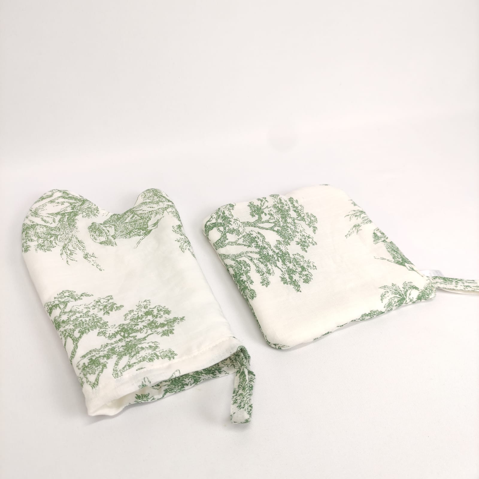 Pega e Luva de Cozinha Toile de Jouy Green