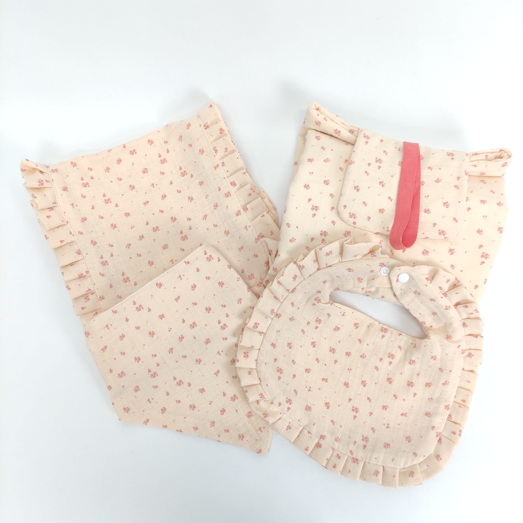 Babador com Folho Florzinhas