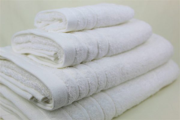 Banho Lake 450g/m2 Branco
