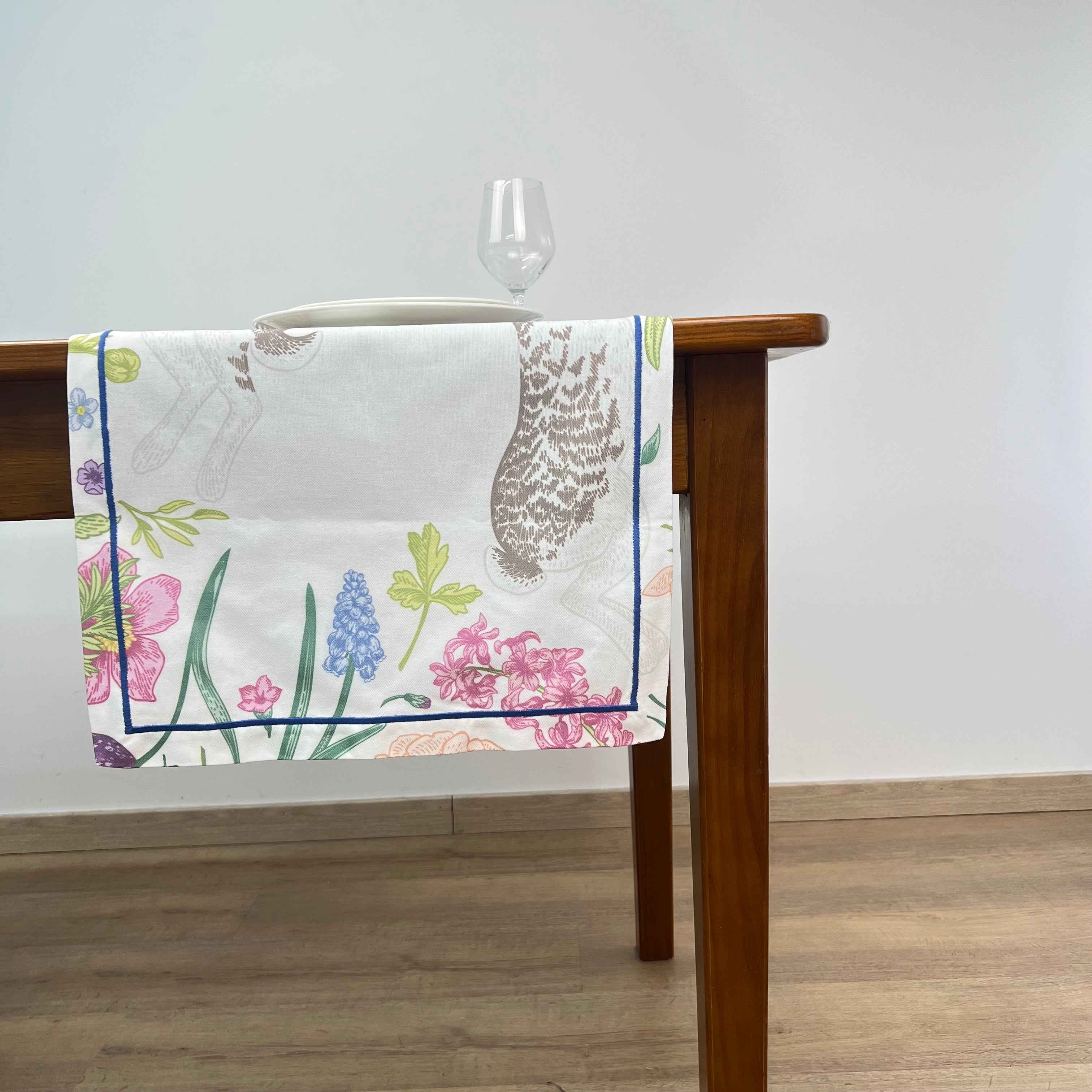 Caminho de mesa Coelho da Páscoa 1R NOS