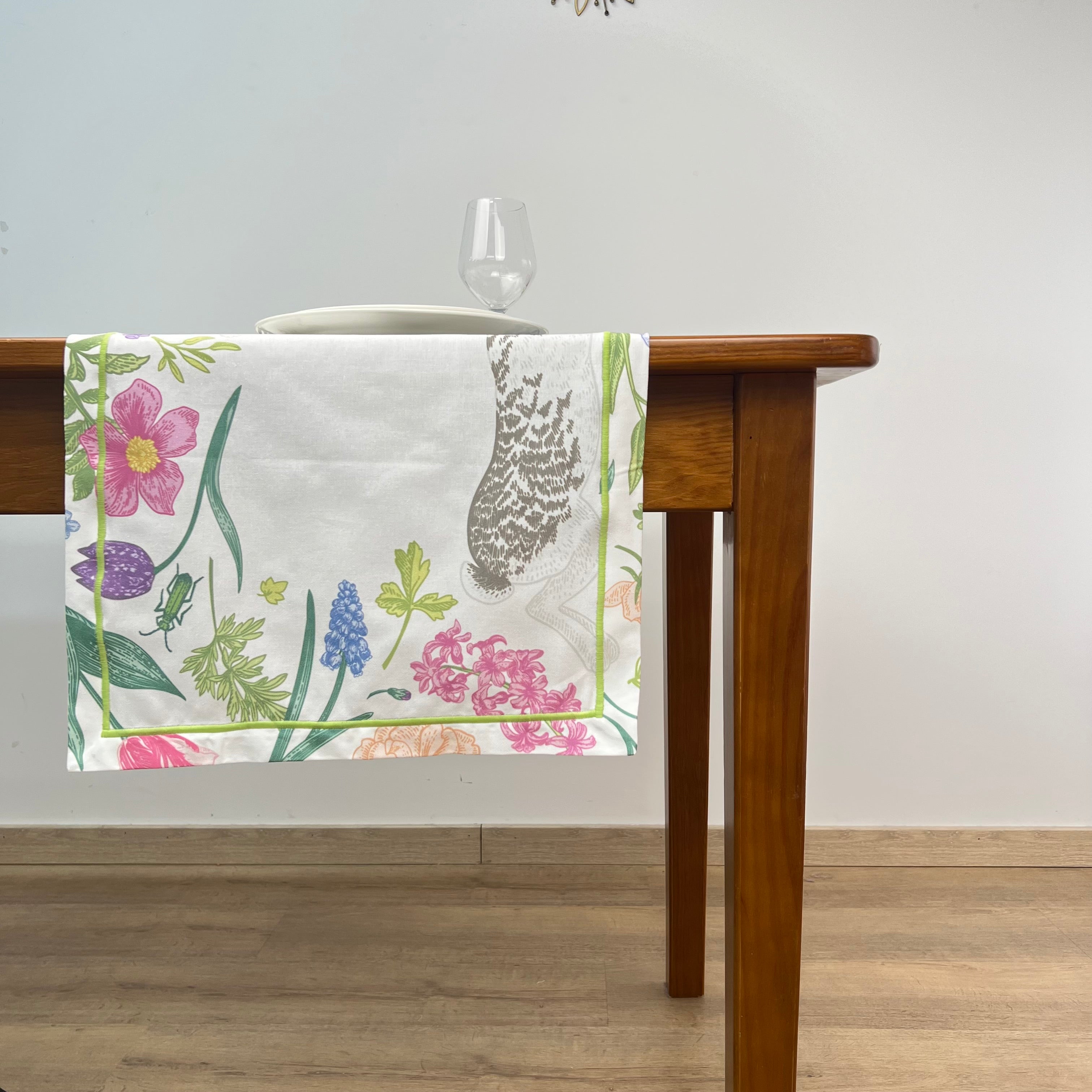 Caminho de mesa Coelho da Páscoa 1R NOS