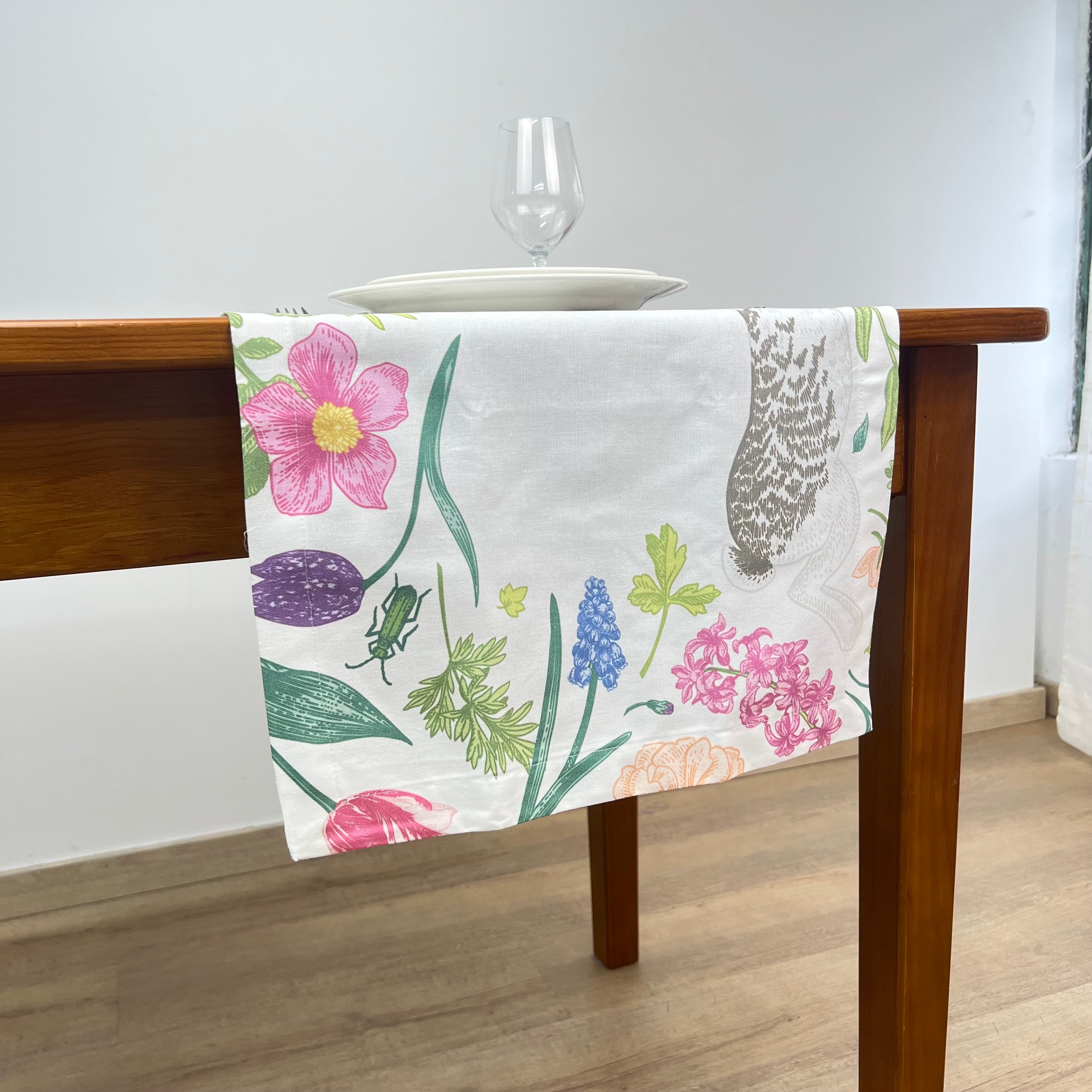 Caminho de mesa Coelho da Páscoa BI