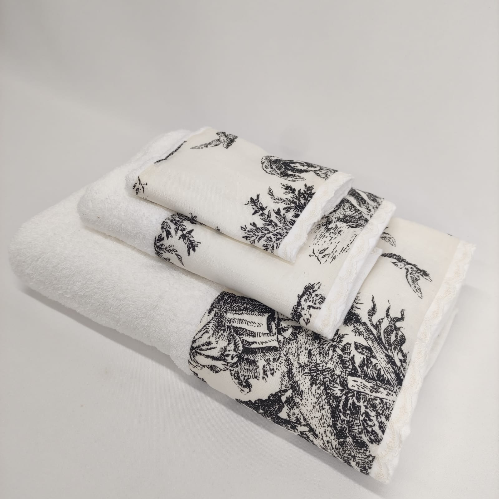 Toalha de Banho Toile de Jouy Preto