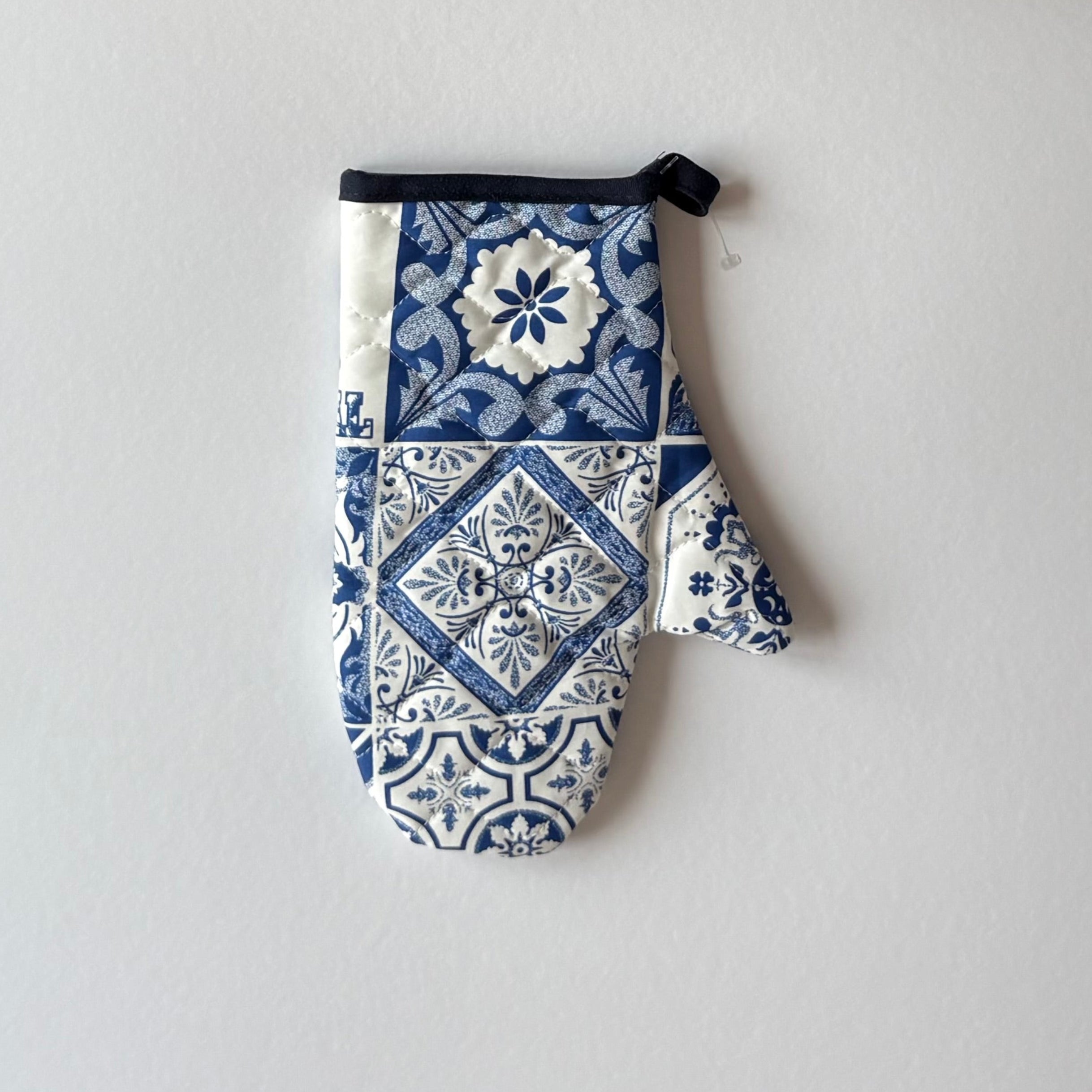 Luva Acolchoada Azulejos