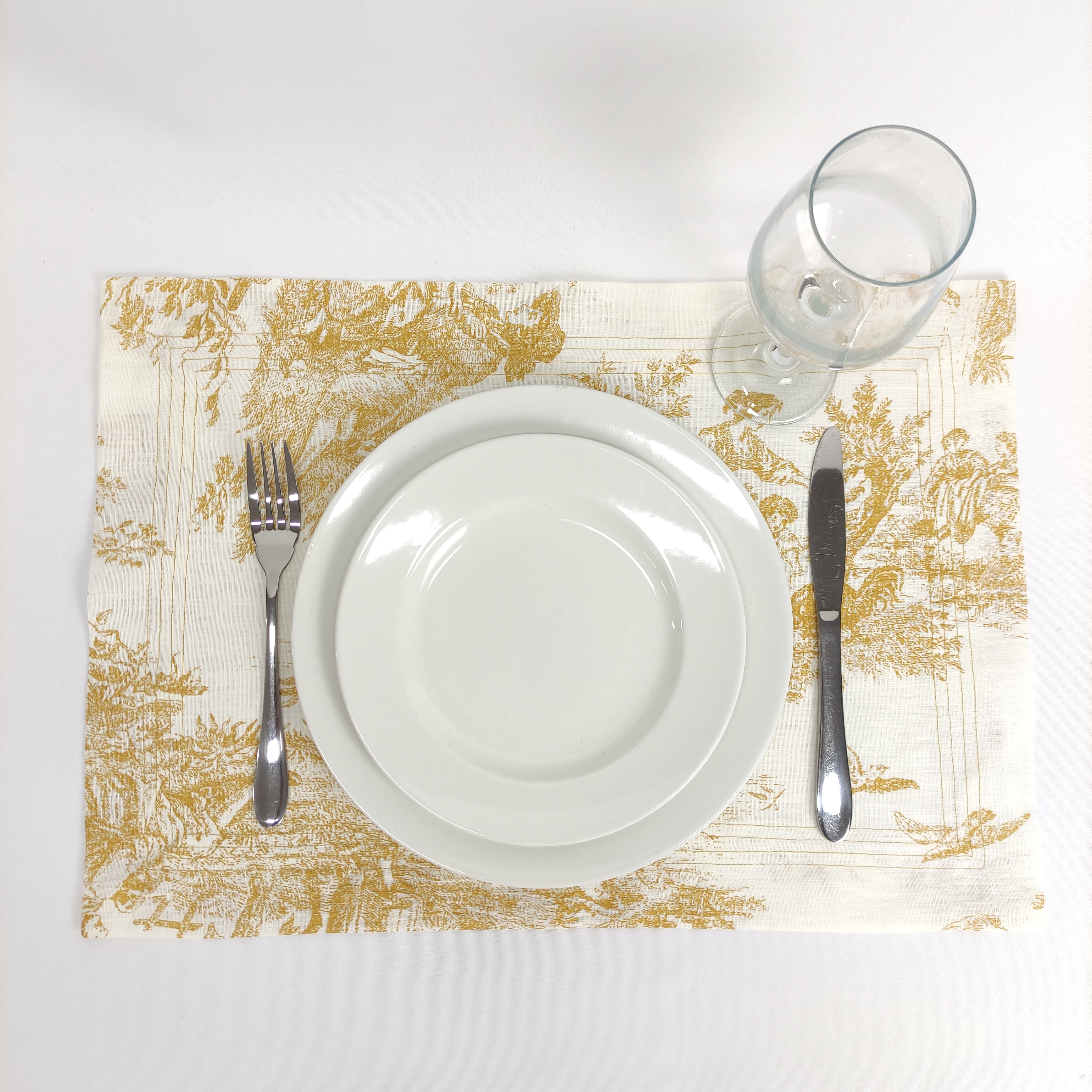 Individual Linho Toile de Jouy Dourado Four Line