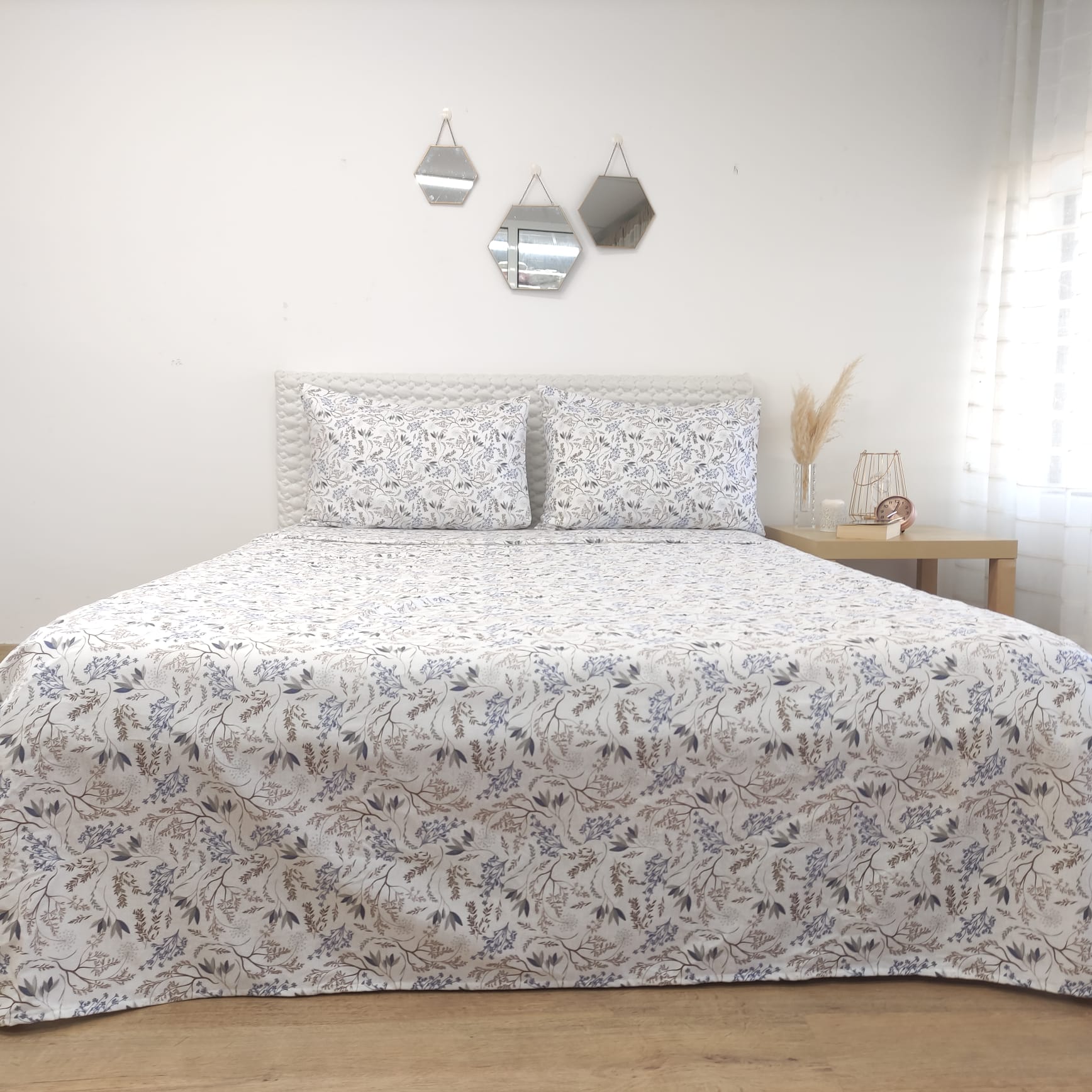 Lençol de Cima Flanela Ramos e Pétalas