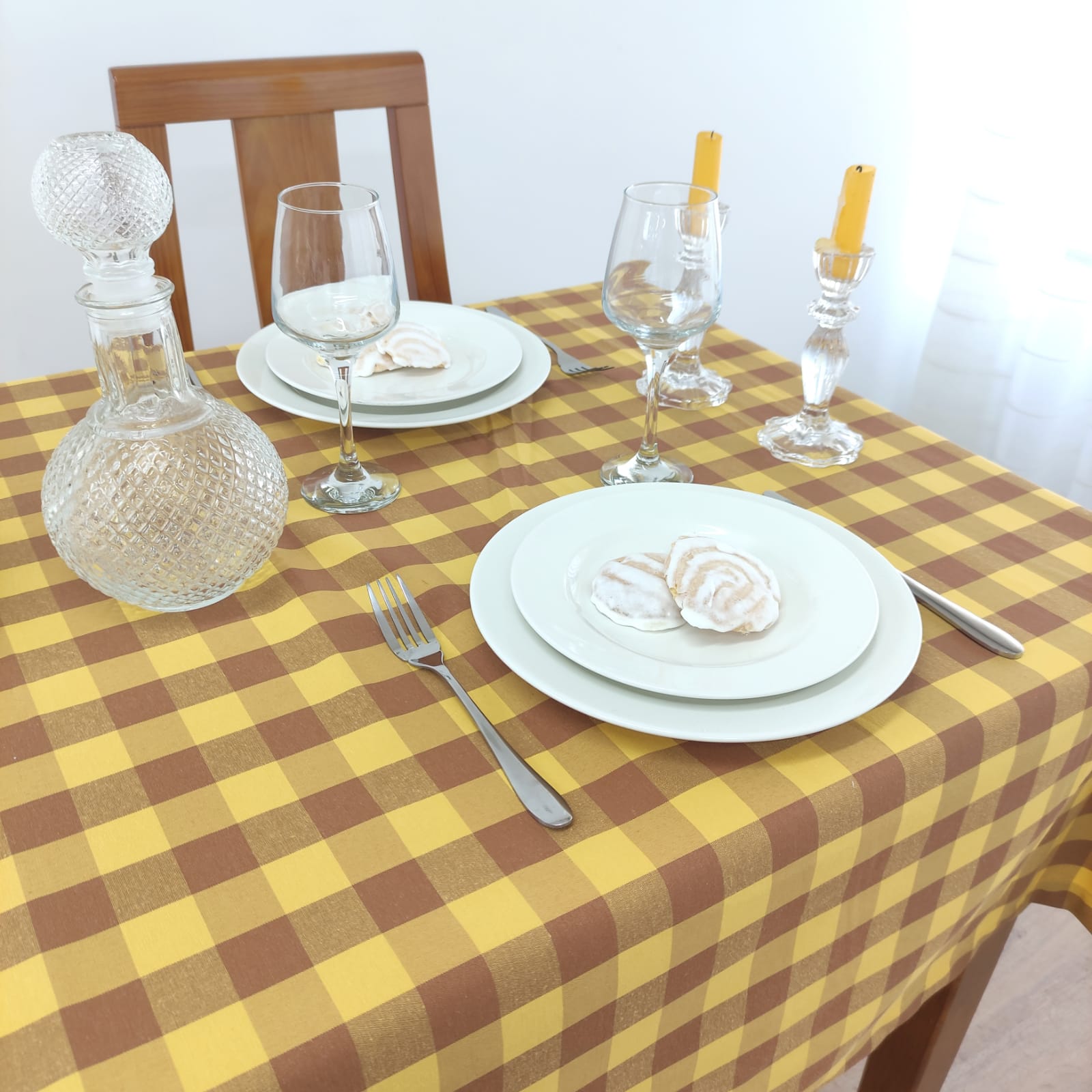 Toalha de mesa Quadrados grandes Amarelo e Castanho