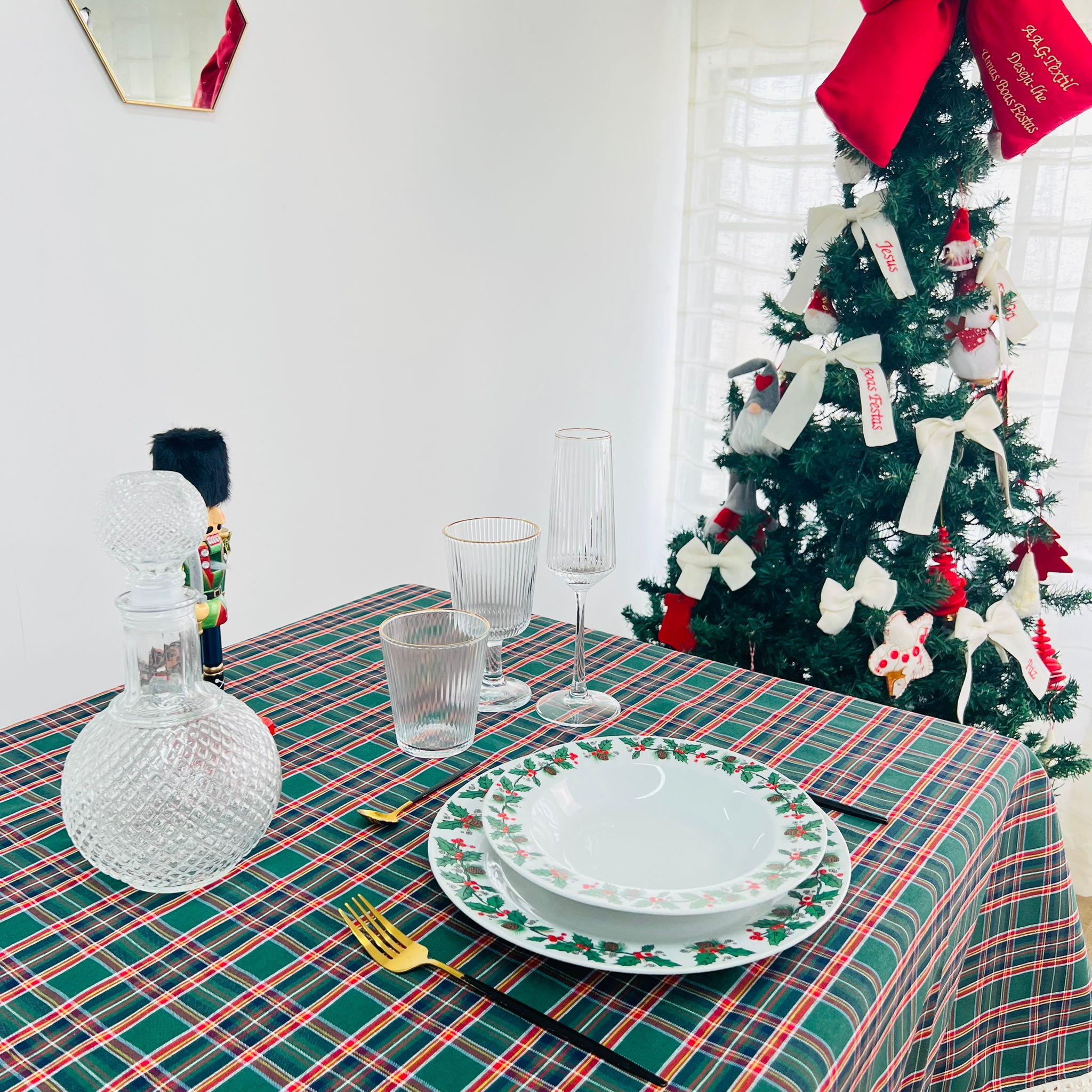 Toalha de Mesa Panatone Renda