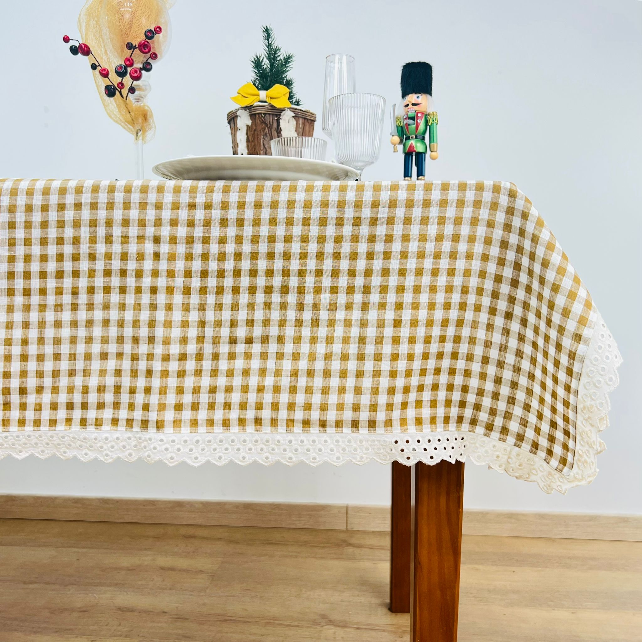 Toalha de Mesa Linho Vichy Renda