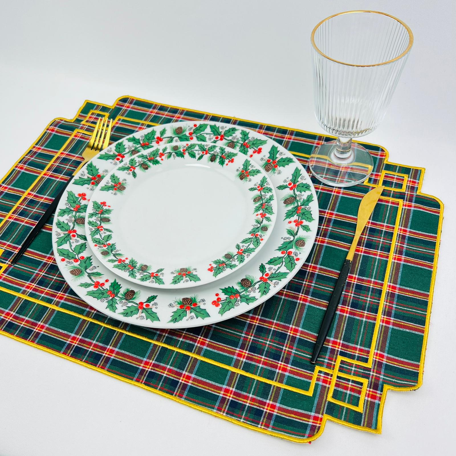 Individual Panatone Gold