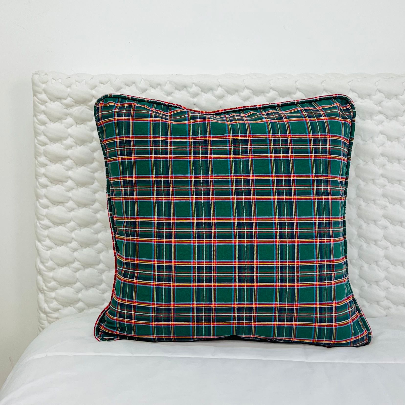 Capa Decorativa Panatone Outline