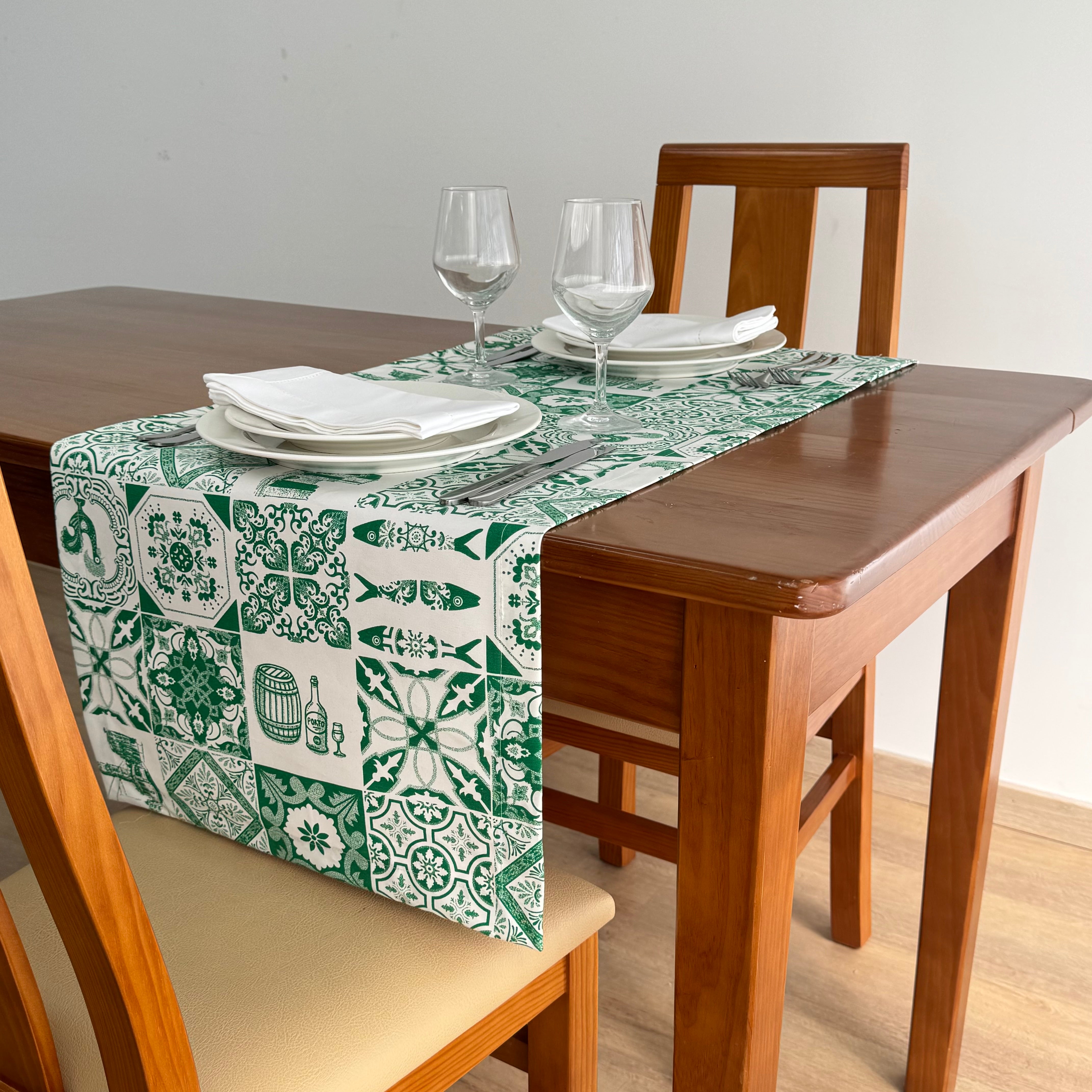 Caminho de Mesa Azulejos