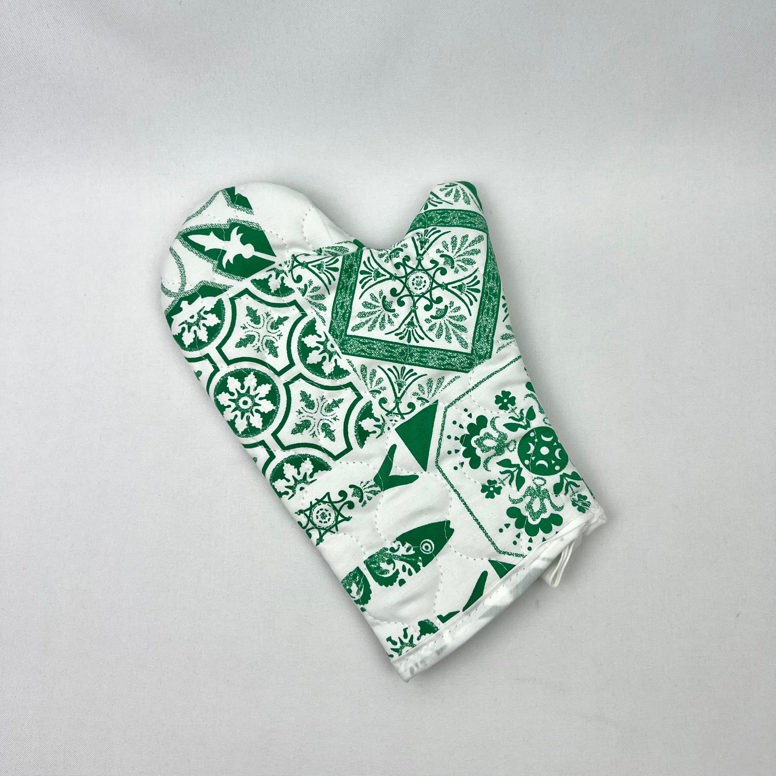 Luva Acolchoada Azulejos