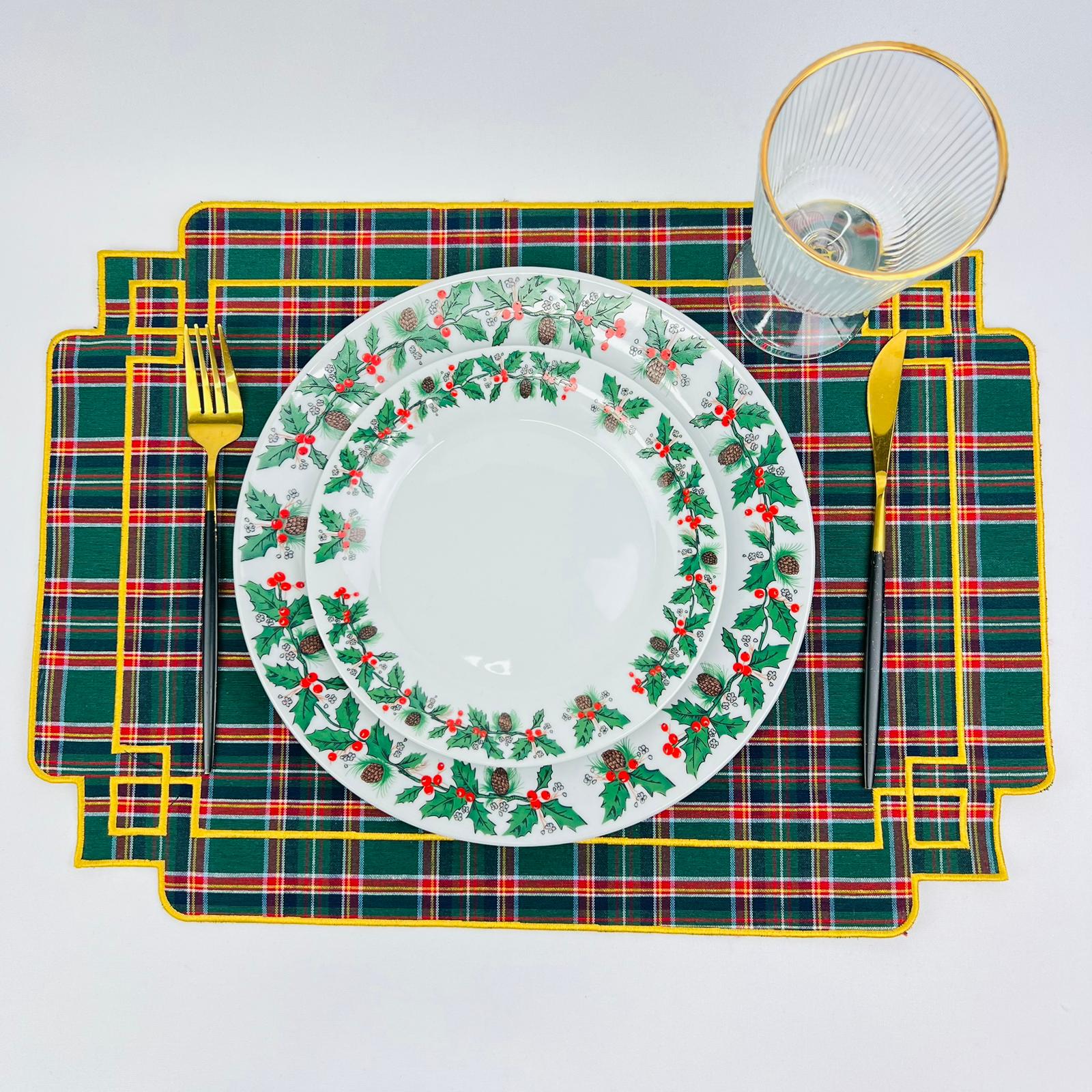 Individual Panatone Gold