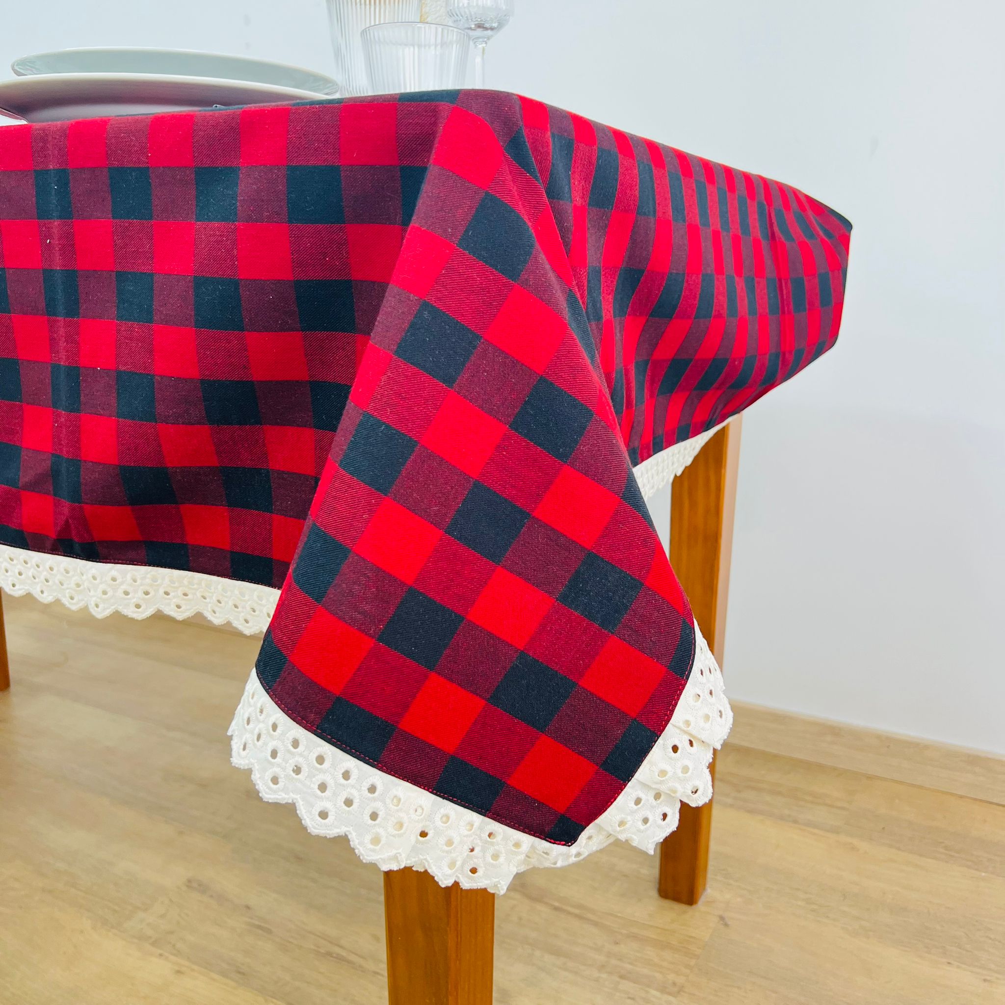 Toalha de Mesa Rodolfo Village Renda